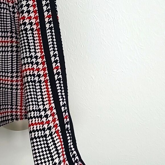 No Comment Red, Black & White Houndstooth Hoodie Pullover Top, Size 2X - Picture 4 of 9
